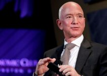 Jeff Bezos Is Taunting Politicians. Will