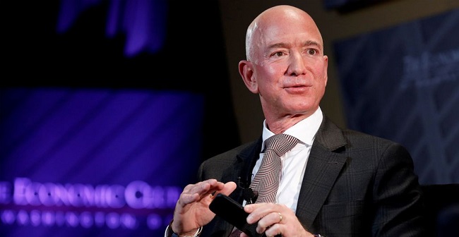 Jeff Bezos Is Taunting Politicians. Will